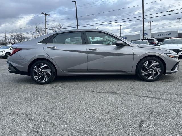 new 2024 Hyundai Elantra car, priced at $27,659