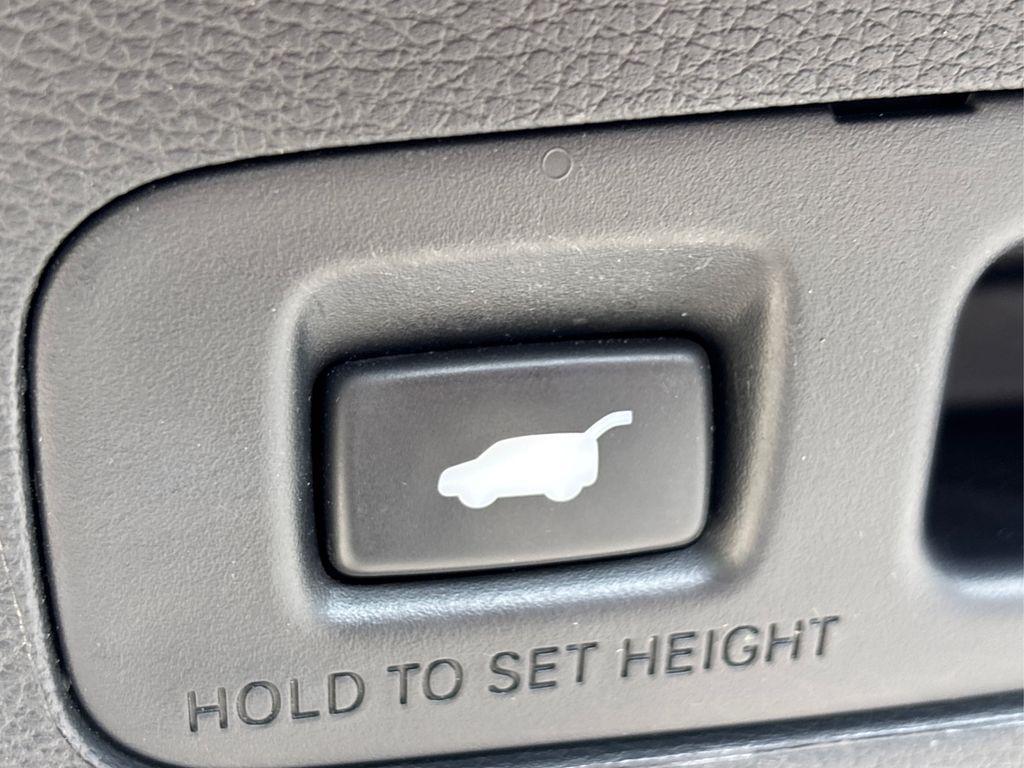used 2020 Honda CR-V Hybrid car, priced at $27,556