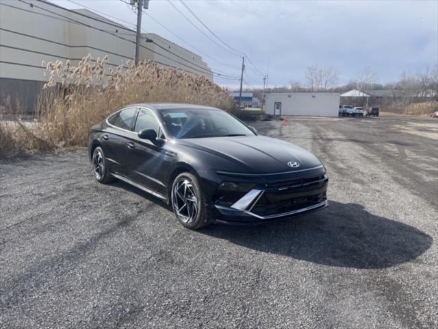 new 2024 Hyundai Sonata car, priced at $29,220