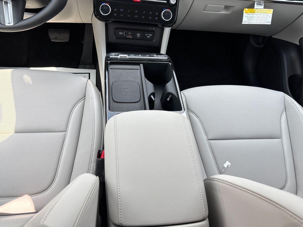 new 2025 Hyundai TUCSON Plug-In Hybrid car, priced at $48,840