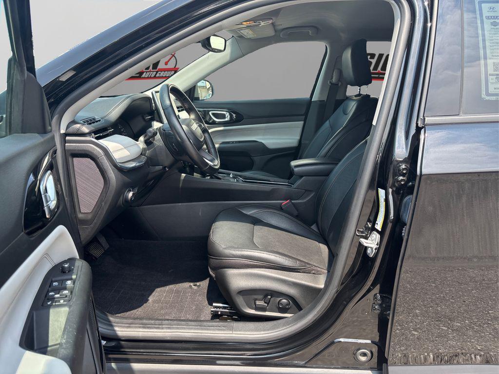 used 2022 Jeep Compass car, priced at $21,177
