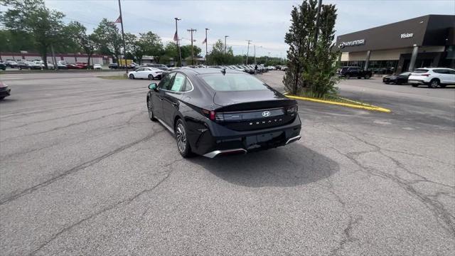 new 2024 Hyundai Sonata Hybrid car, priced at $38,840