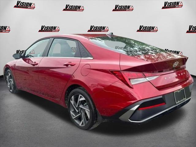used 2025 Hyundai Elantra car