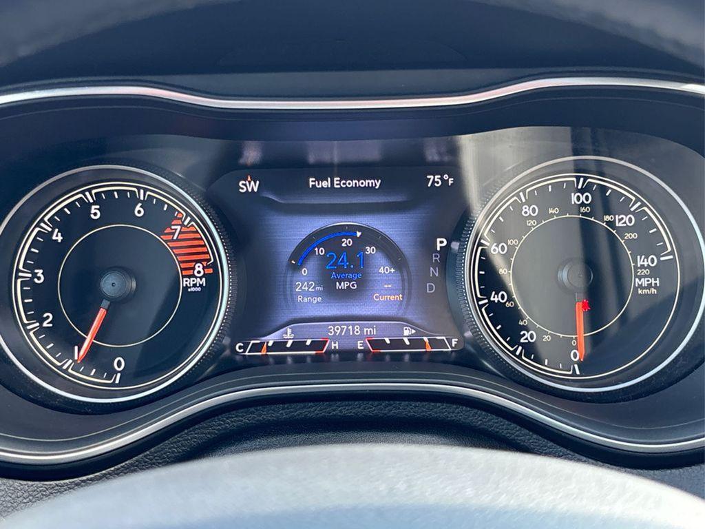 used 2020 Jeep Cherokee car, priced at $21,377