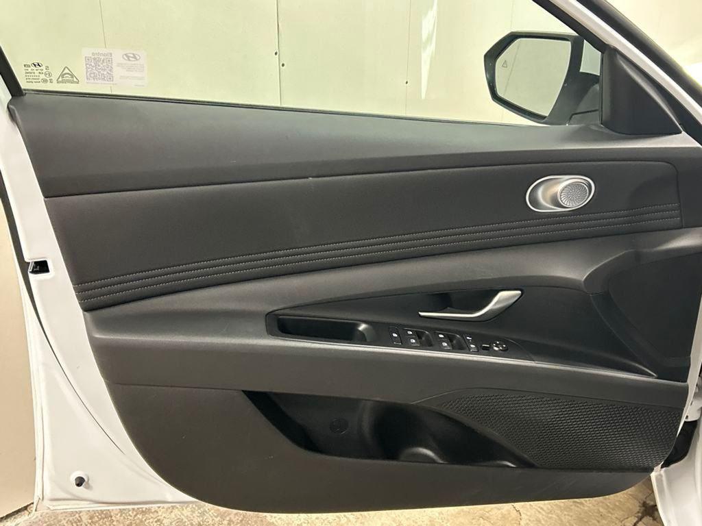 new 2024 Hyundai Elantra car, priced at $22,795