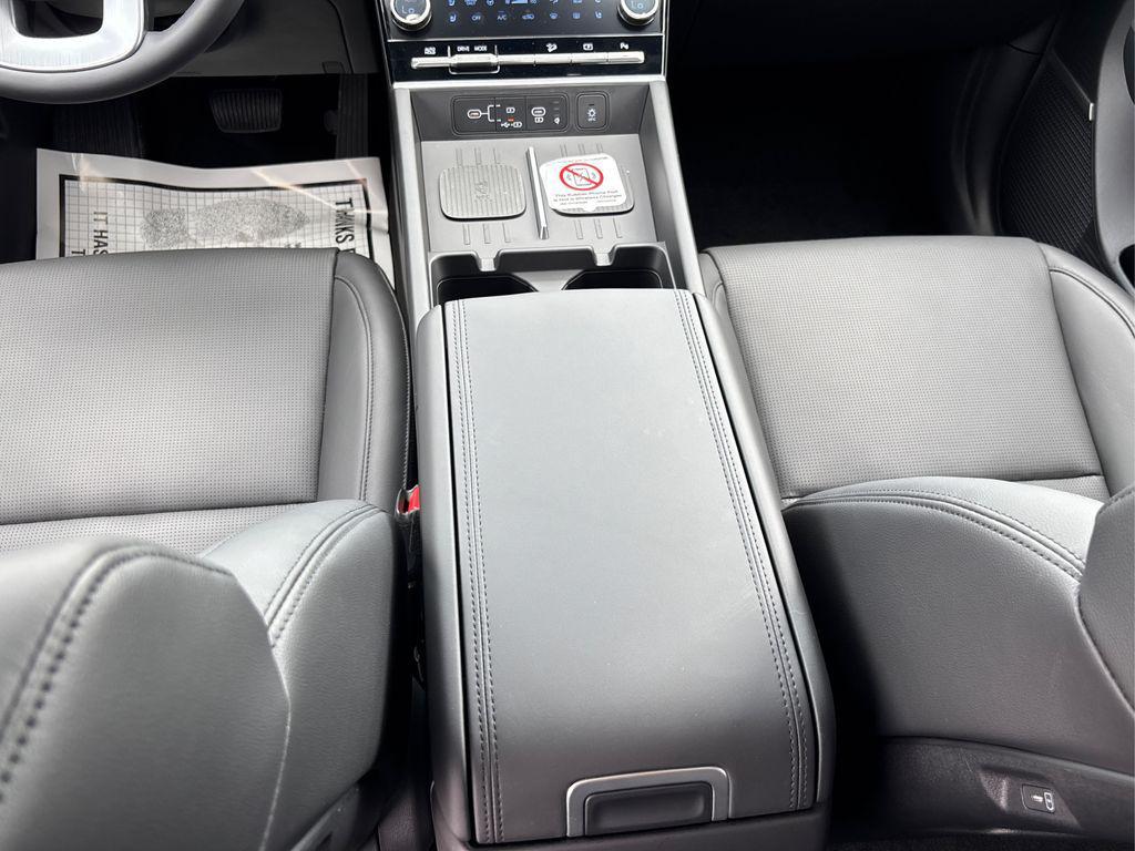 new 2025 Hyundai Santa Fe car, priced at $43,644
