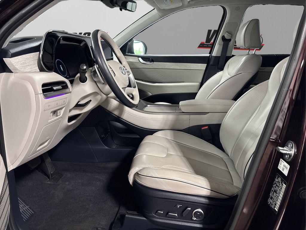 used 2024 Hyundai Palisade car, priced at $40,590