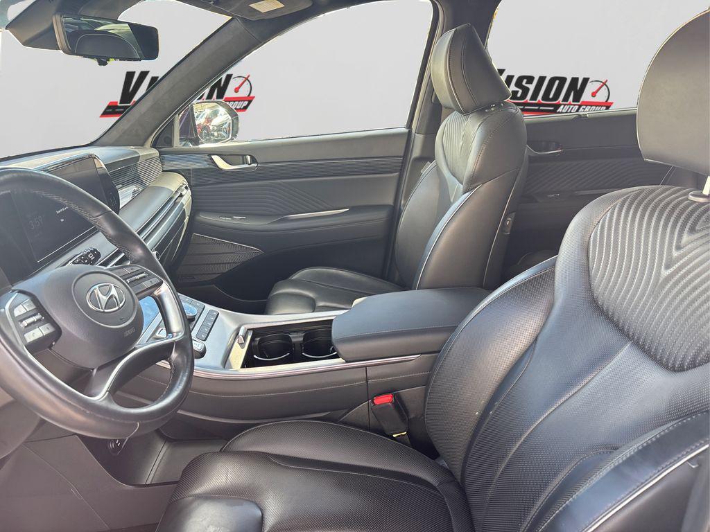 used 2024 Hyundai Palisade car, priced at $41,839
