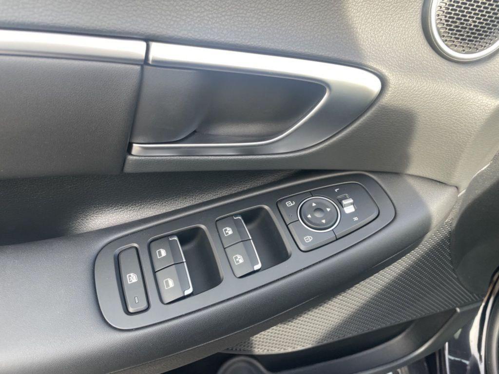 new 2024 Hyundai Sonata car, priced at $29,175