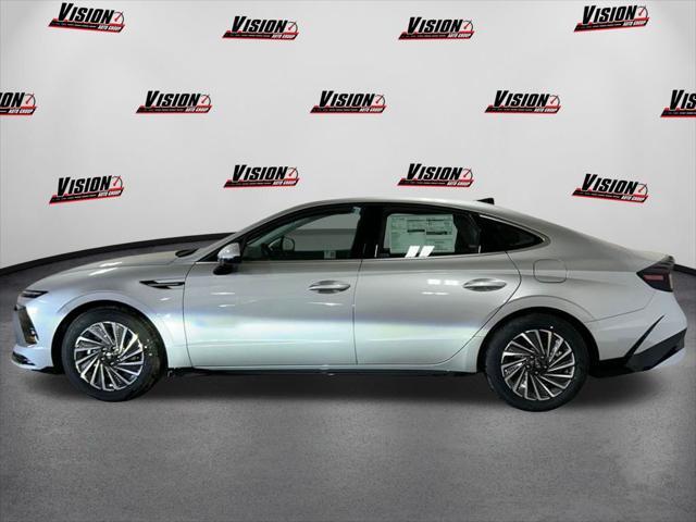new 2025 Hyundai Sonata Hybrid car, priced at $31,940