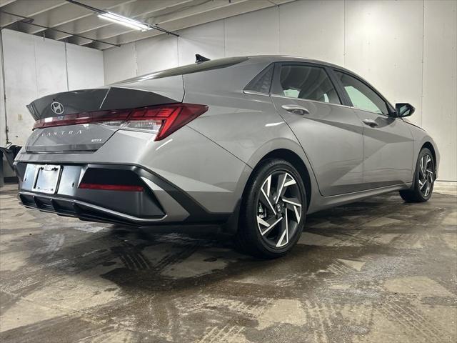 new 2024 Hyundai Elantra car, priced at $29,390