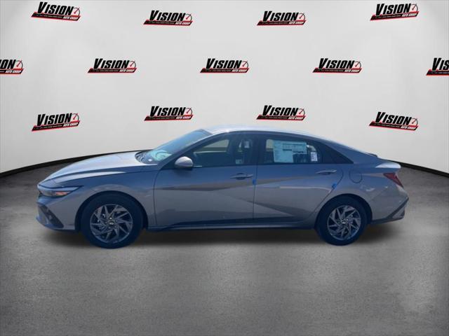 new 2024 Hyundai Elantra car, priced at $21,799