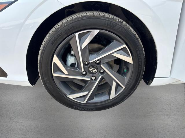 used 2025 Hyundai Elantra car, priced at $25,994
