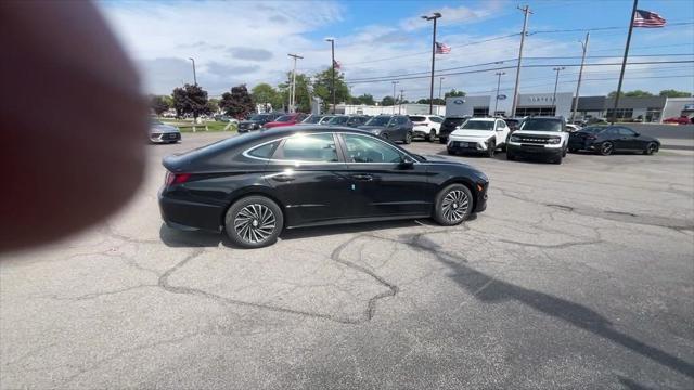 new 2023 Hyundai Sonata Hybrid car, priced at $28,006