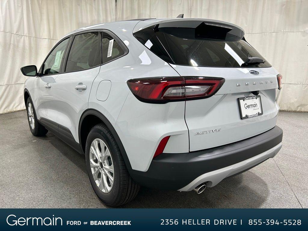 new 2025 Ford Escape car, priced at $28,001