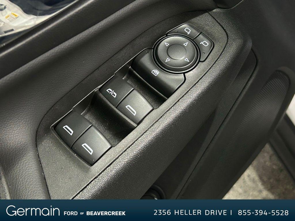 used 2022 Chevrolet Equinox car, priced at $21,250