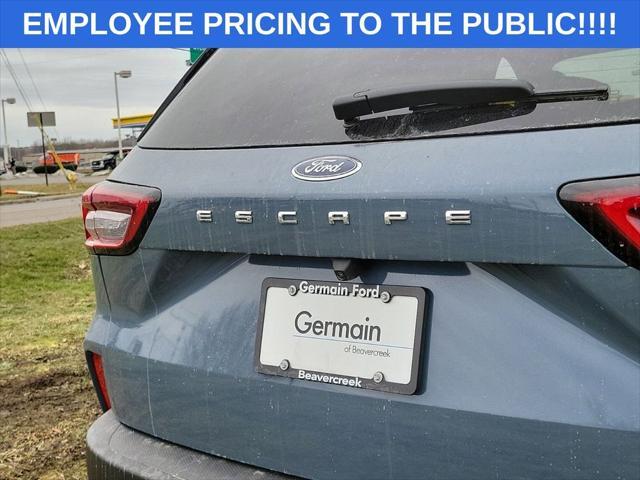new 2025 Ford Escape car, priced at $33,946