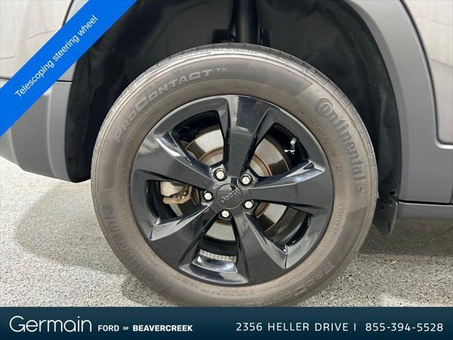 used 2020 Jeep Cherokee car, priced at $19,433