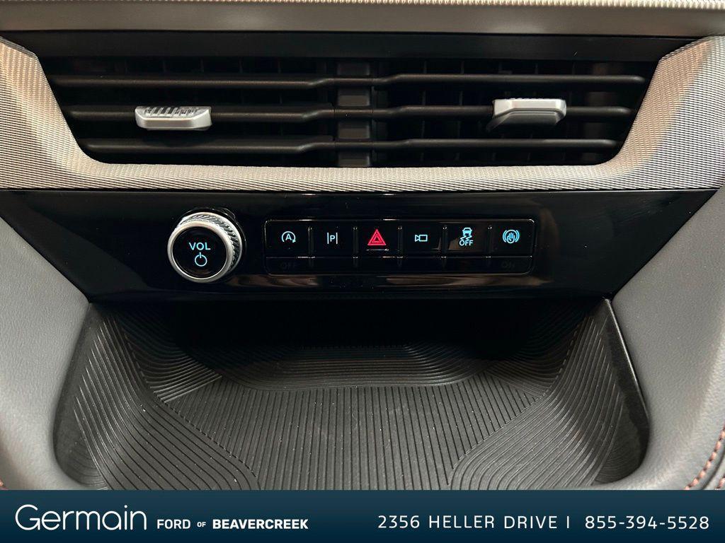 new 2025 Ford Explorer car, priced at $46,628