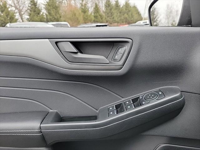 new 2025 Ford Escape car, priced at $29,099