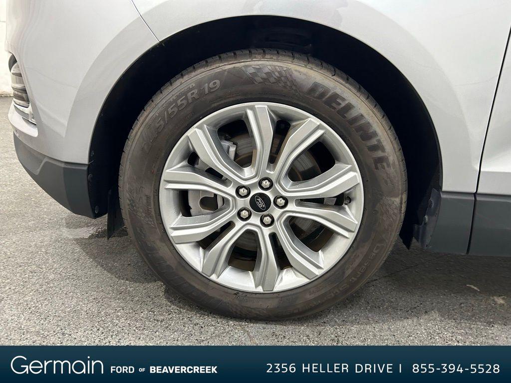used 2024 Ford Edge car, priced at $29,300