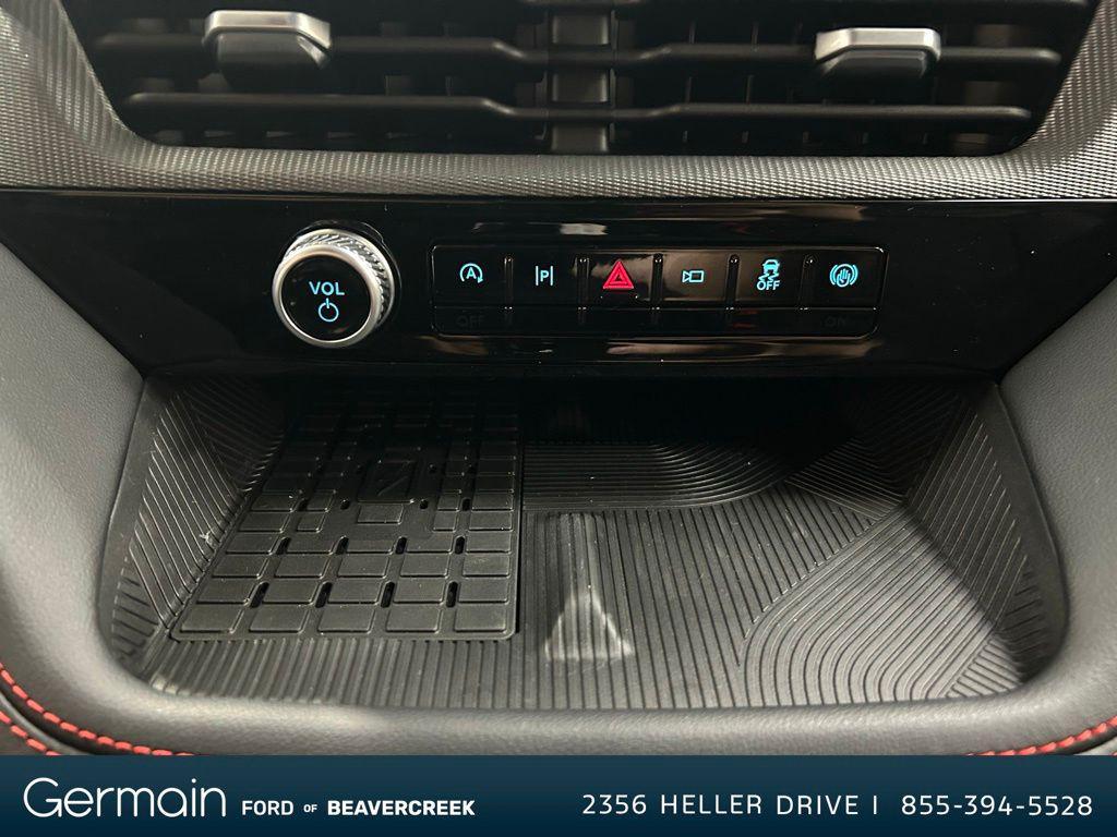 new 2025 Ford Explorer car, priced at $49,873
