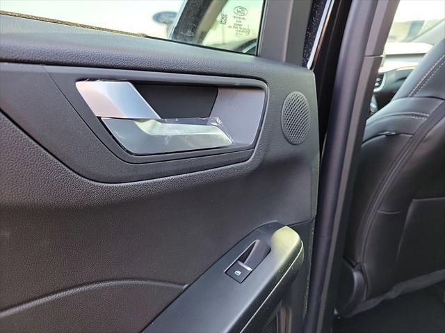 new 2025 Ford Escape car, priced at $39,483