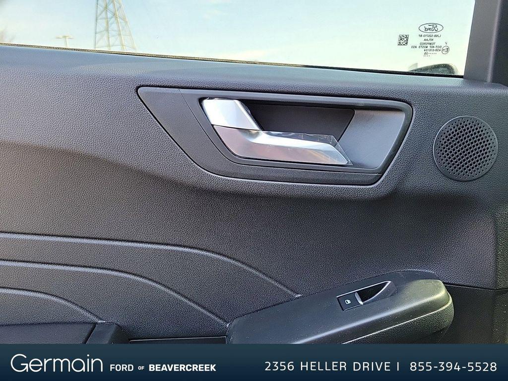 new 2025 Ford Escape PHEV car, priced at $38,801