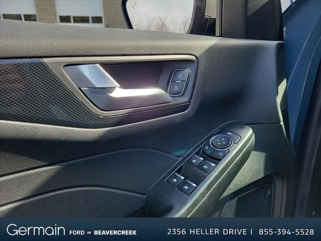 new 2025 Ford Escape car, priced at $30,902