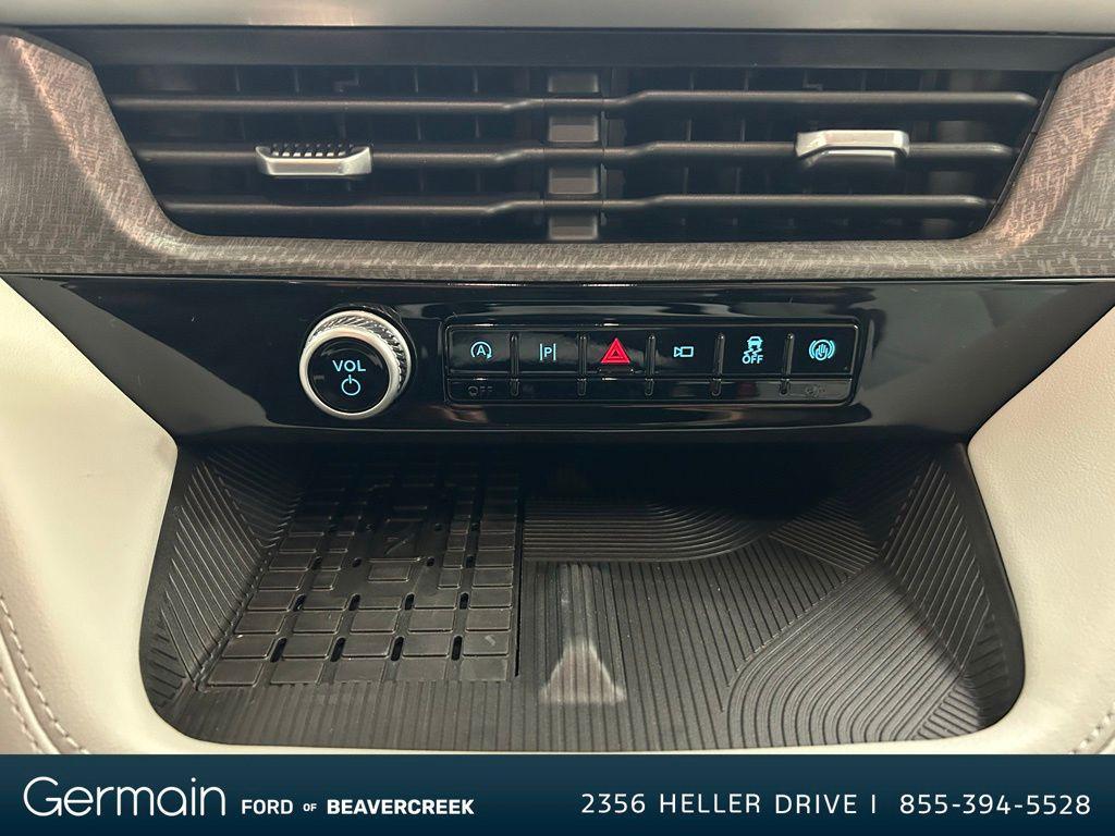 new 2025 Ford Explorer car, priced at $57,283