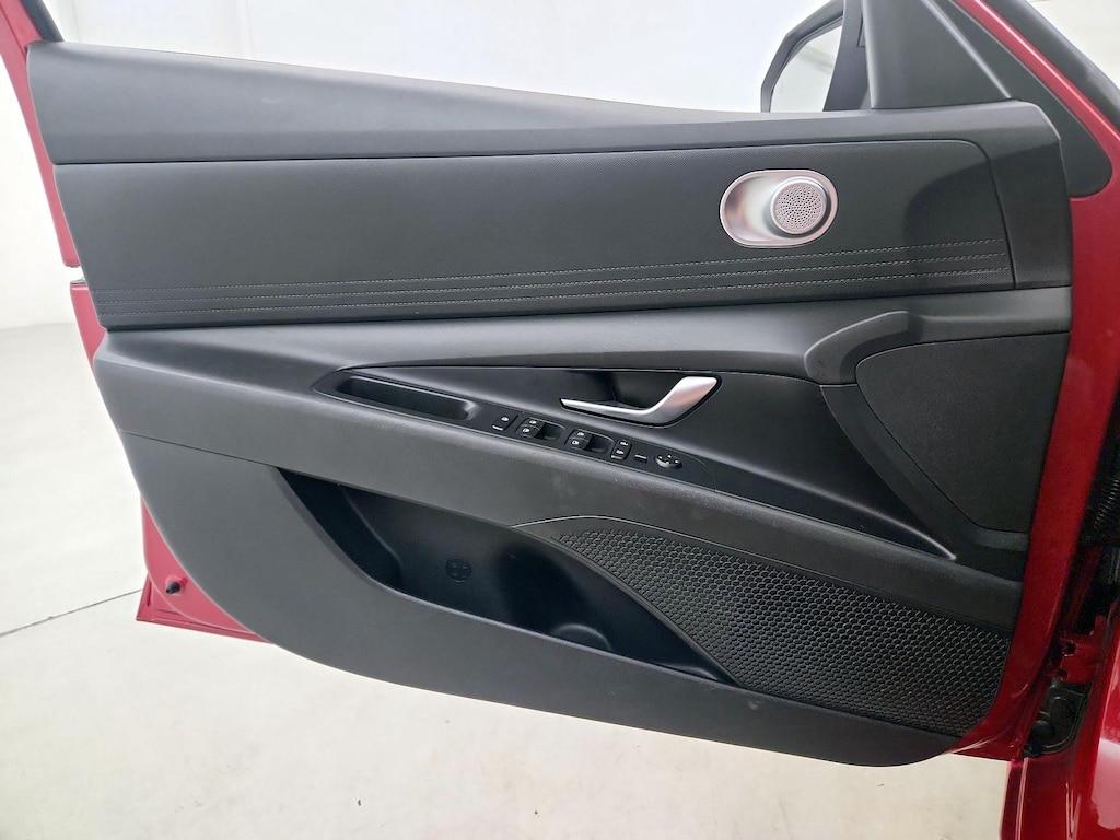 used 2022 Hyundai Elantra car, priced at $19,998
