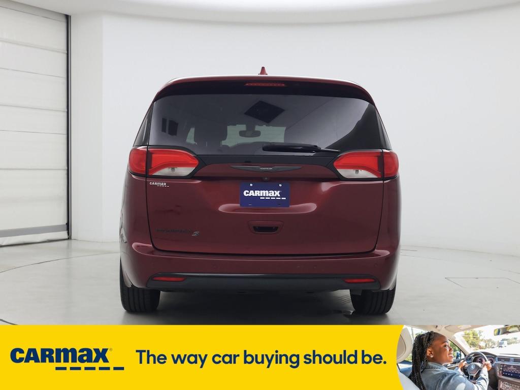 used 2019 Chrysler Pacifica car, priced at $24,998