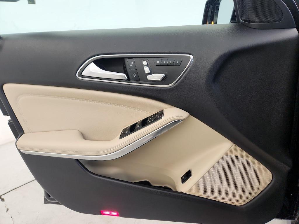 used 2020 Mercedes-Benz GLA 250 car, priced at $25,998