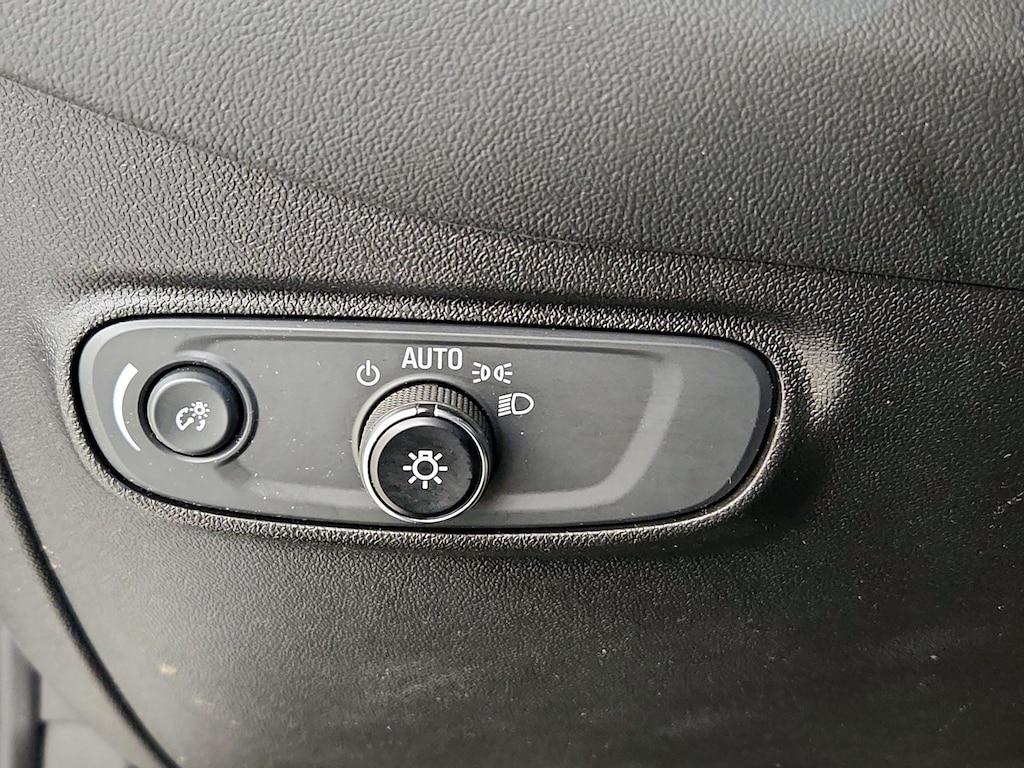 used 2022 Chevrolet Equinox car, priced at $19,998