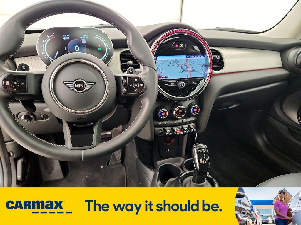 used 2024 MINI Hardtop car, priced at $28,998