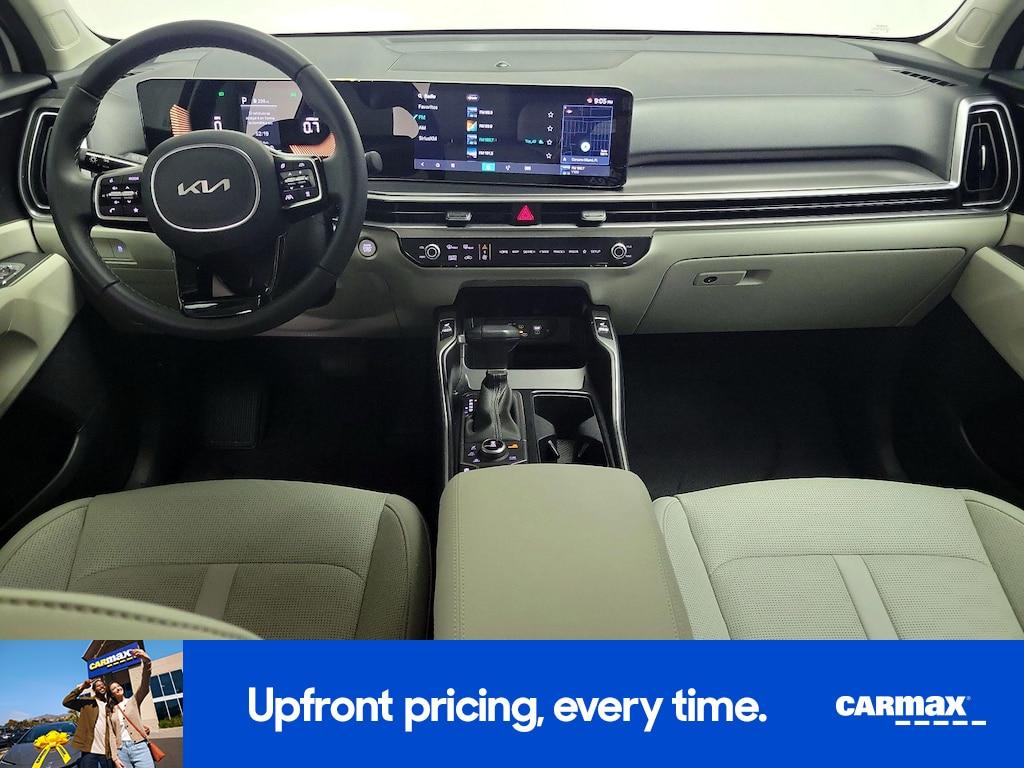 used 2024 Kia Sorento car, priced at $33,998