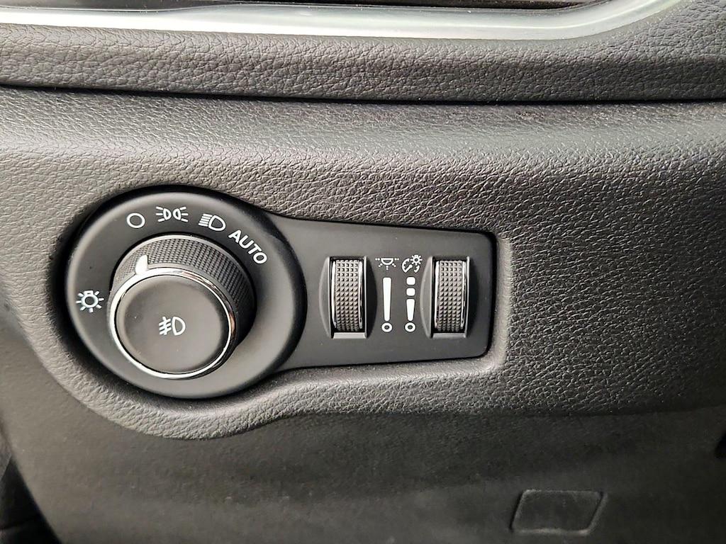 used 2022 Chrysler Pacifica car, priced at $34,998