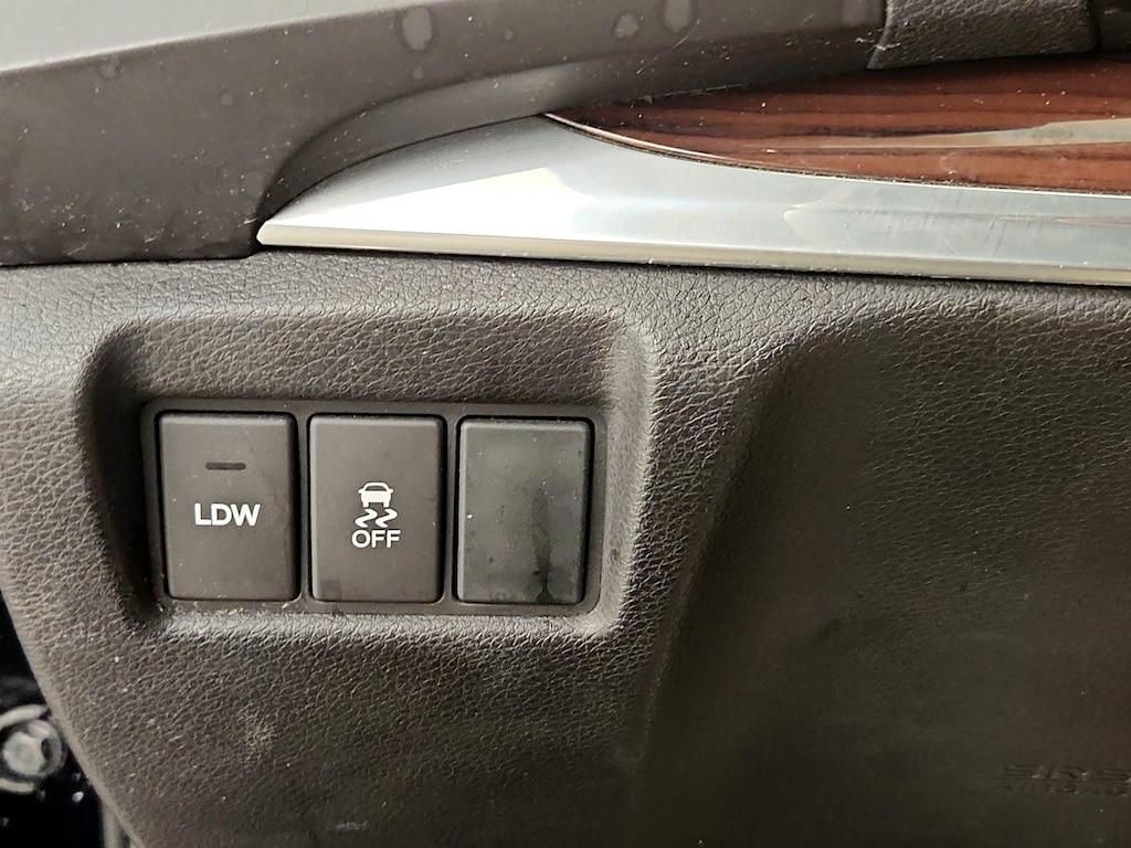 used 2014 Acura MDX car, priced at $16,998