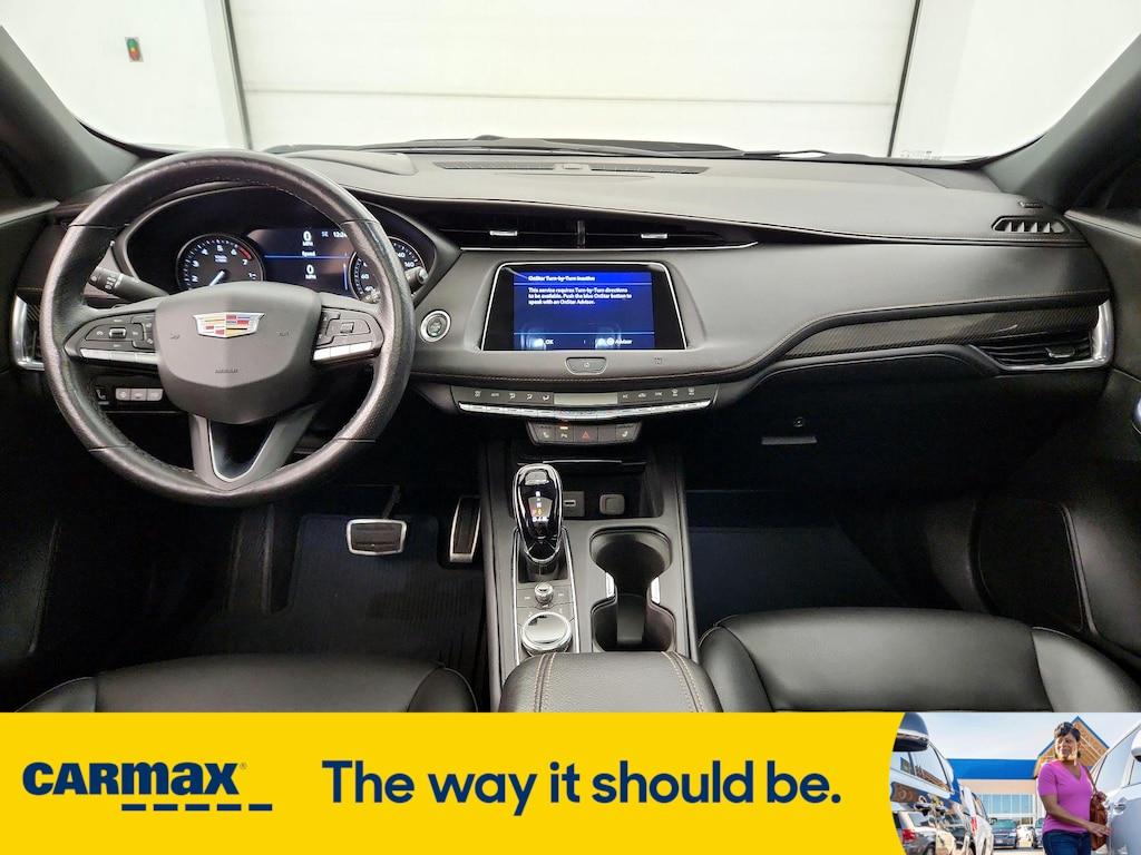 used 2021 Cadillac XT4 car, priced at $29,998