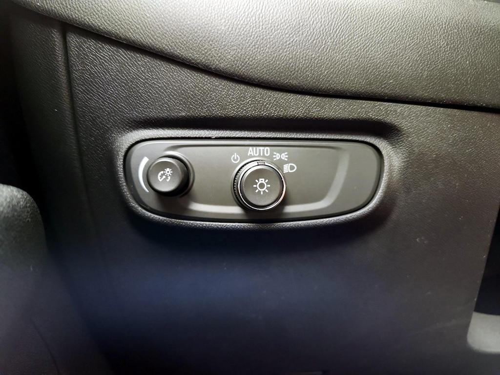 used 2020 Chevrolet Equinox car, priced at $19,998