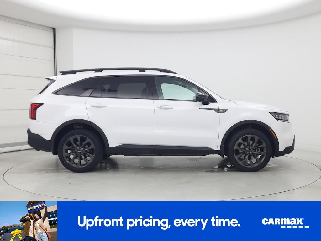 used 2022 Kia Sorento car, priced at $35,998