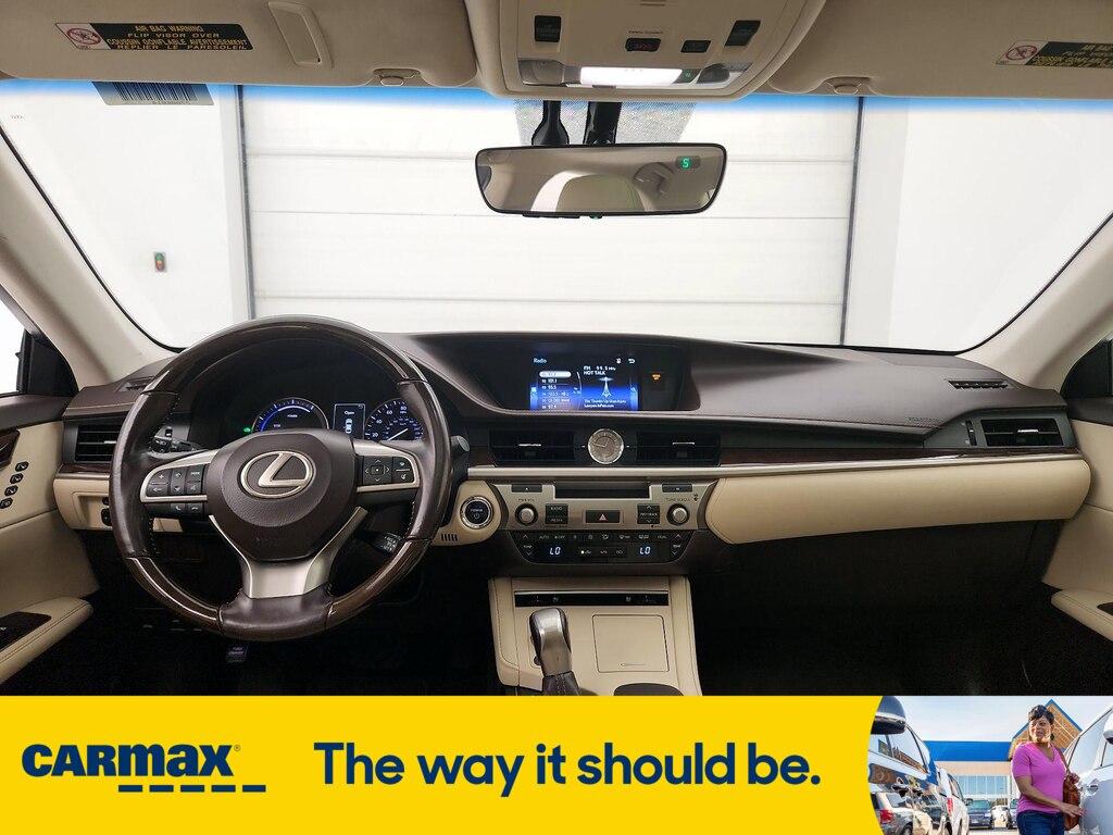 used 2016 Lexus ES 300h car, priced at $21,998