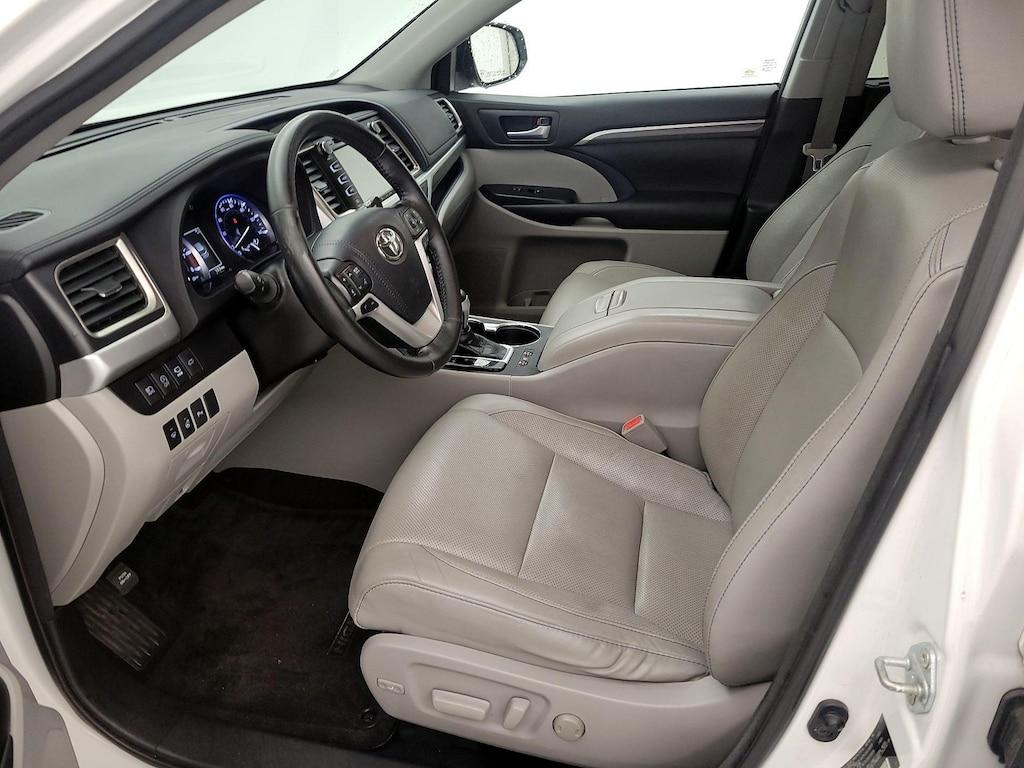 used 2018 Toyota Highlander car, priced at $26,998