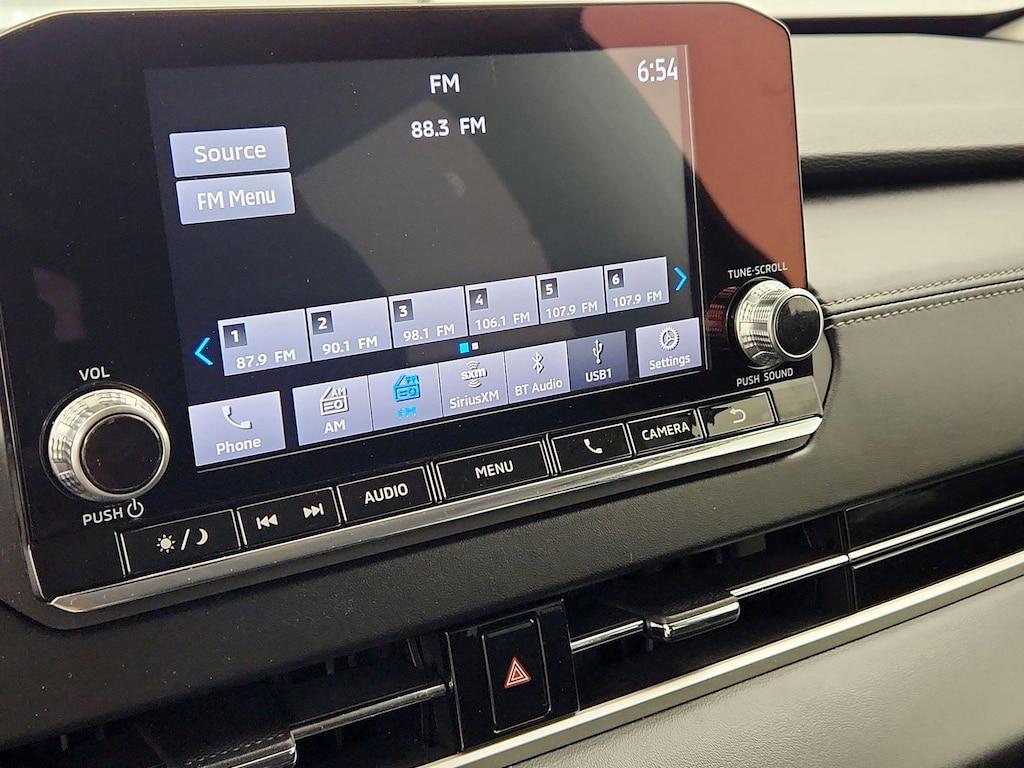 used 2022 Mitsubishi Outlander car, priced at $24,998