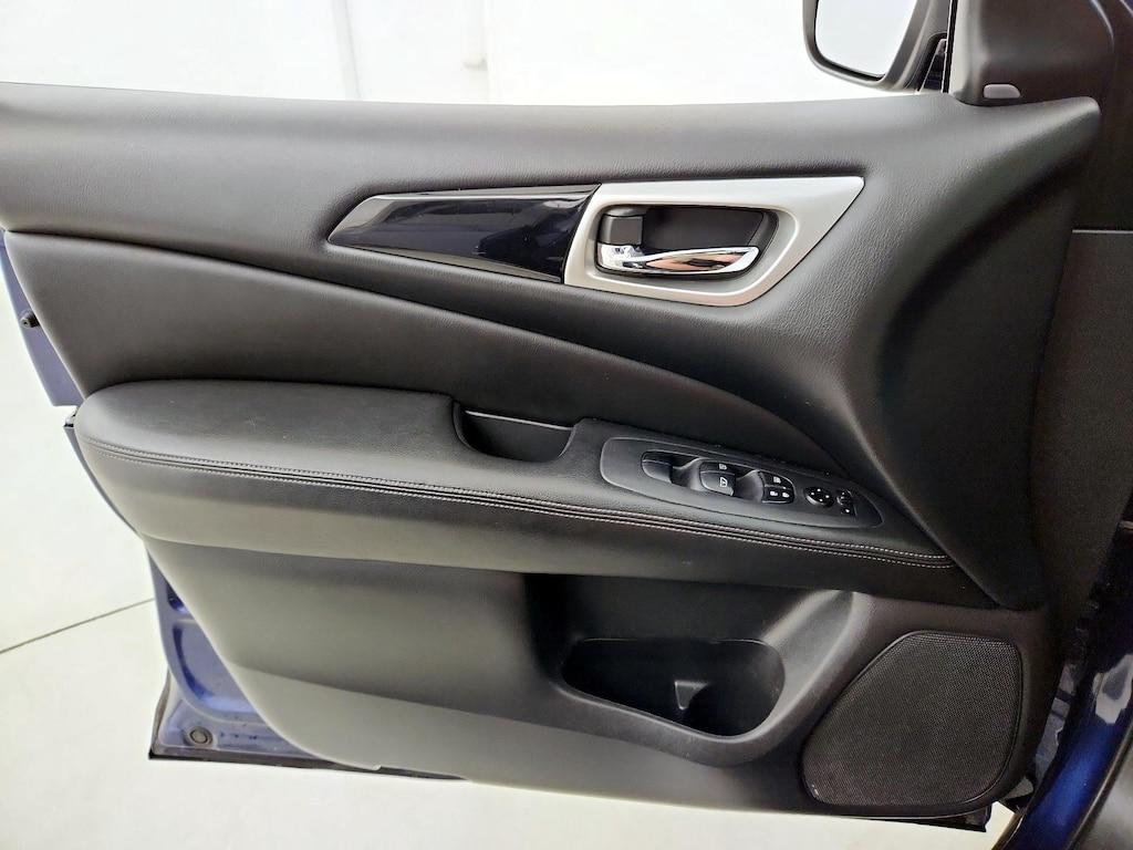 used 2018 Nissan Pathfinder car, priced at $16,998