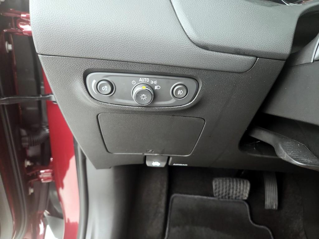 used 2022 Buick Encore GX car, priced at $23,998