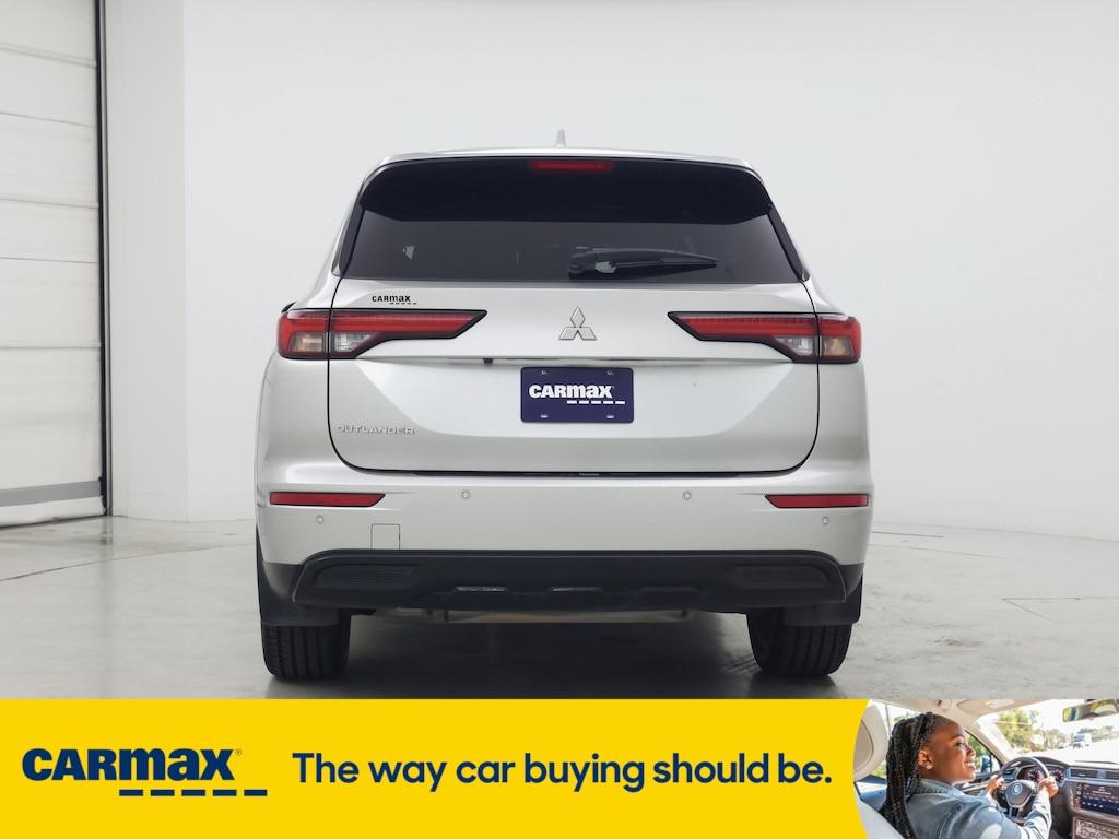 used 2022 Mitsubishi Outlander car, priced at $25,998