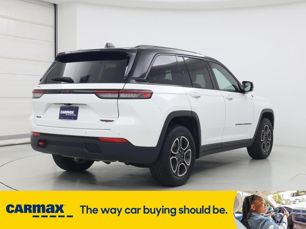 used 2022 Jeep Grand Cherokee car, priced at $31,998