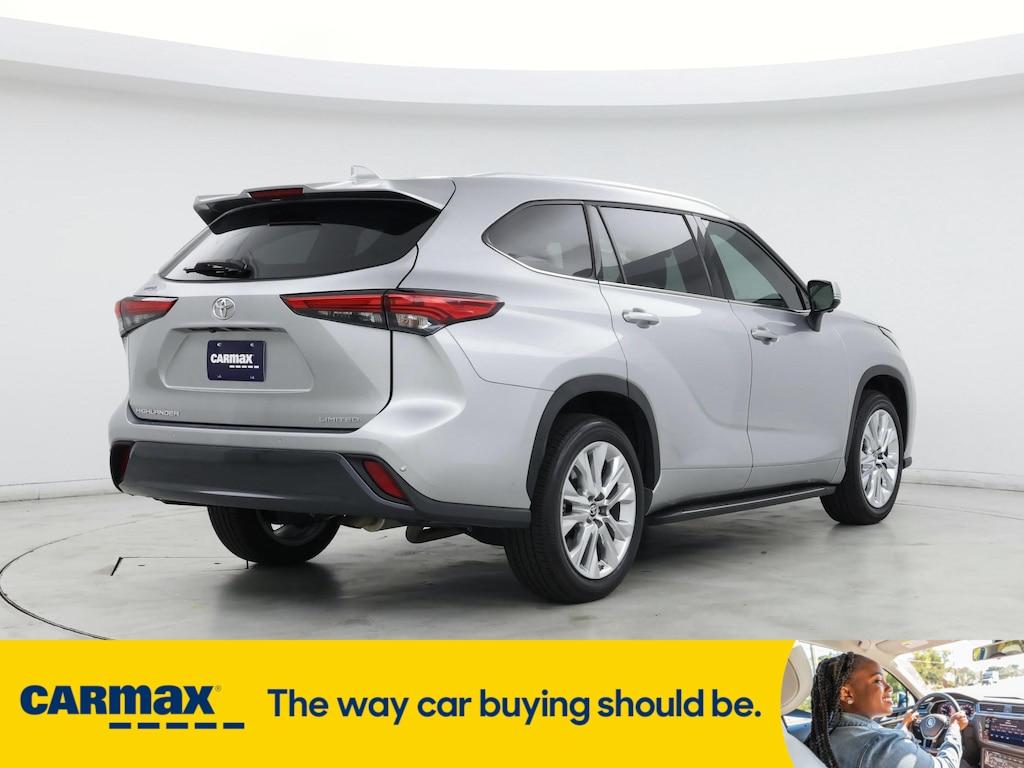 used 2023 Toyota Highlander car, priced at $38,998