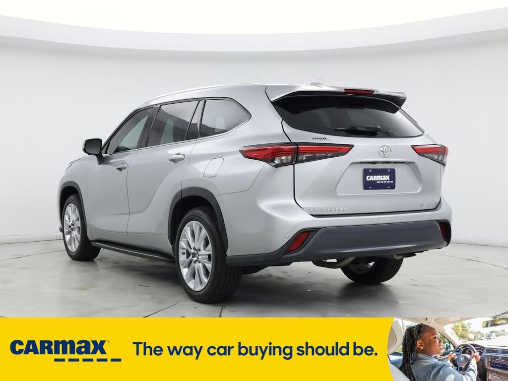 used 2023 Toyota Highlander car, priced at $38,998